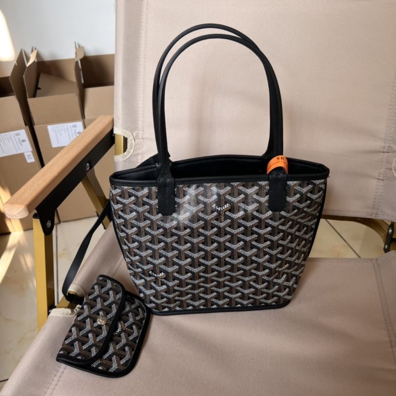 Goyard Shopping Bags